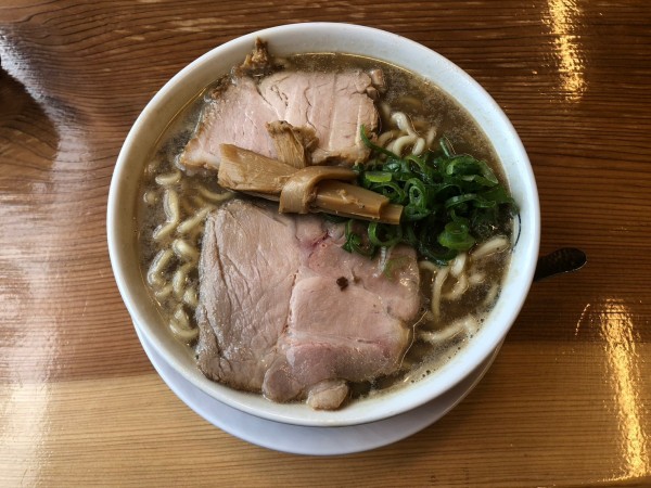 「濃い口煮干中820円」@中華そば ひらこ屋の写真