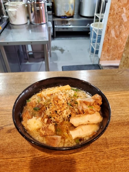 「にぼ豚ラーメン@1100」@ラーメン太道の写真