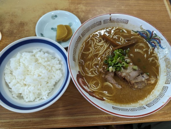 「中華そばとめし」@うらしま食堂の写真