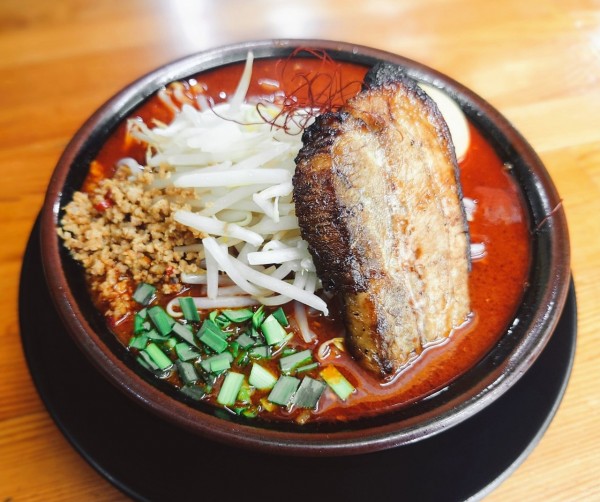 「しびれベトコン誤爆」@ラーメン・つけ麺 爆王の写真