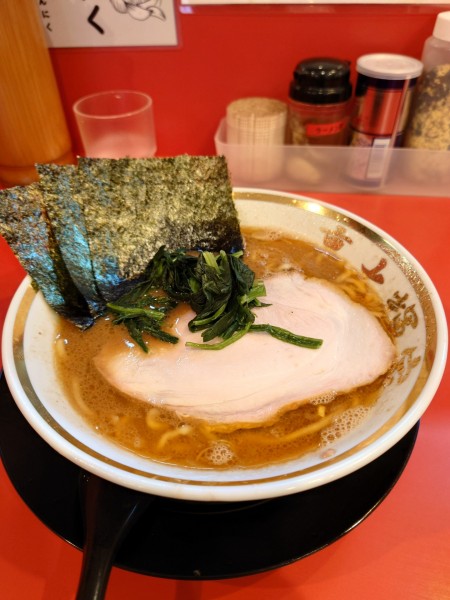 「ラーメン(並)」@家系ラーメン 裏大輝家 青物横丁店の写真