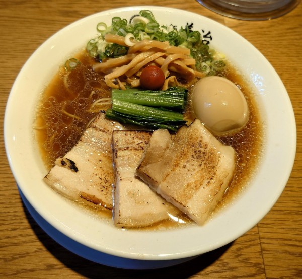 「特製醤油らぁ麺(1180円)」@らぁ麺 善治 赤羽店の写真