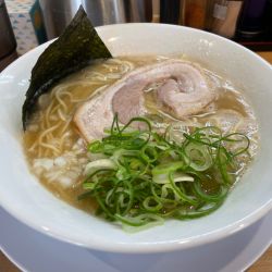 鶏白湯ラーメン