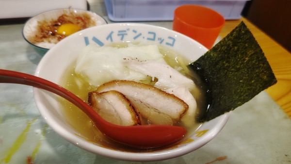 「朝ラー塩太麺６００円＆卵かけ１５０円」@ハイデン.コッコFACTORYサマンサ・タマサの写真