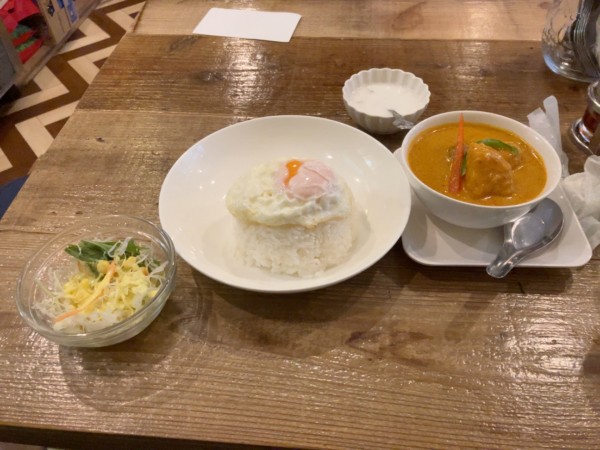 「チェンマイカレー 850円」@バンコック ポニー食堂 岩本町店の写真
