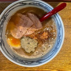 極め濃厚煮干しラーメン