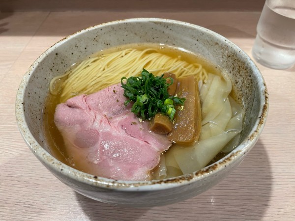 「ワンタン塩らーめん￥950」@麺笑巧真の写真