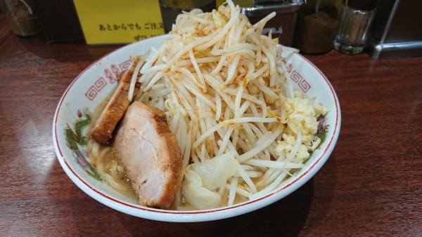 「小ラーメン」@ラーメン 豚んちの写真