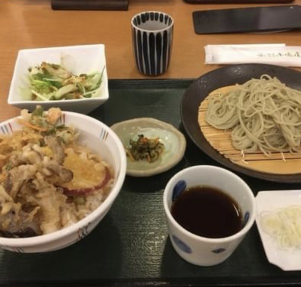 「へぎそば」@越後十日町小嶋屋 新潟店の写真