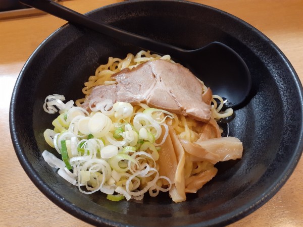 「とんこつ油そは」@味の天徳 柿生店の写真