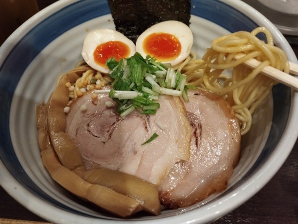 「うに東京駅まぜそば(1,380)」@東京駅 斑鳩の写真