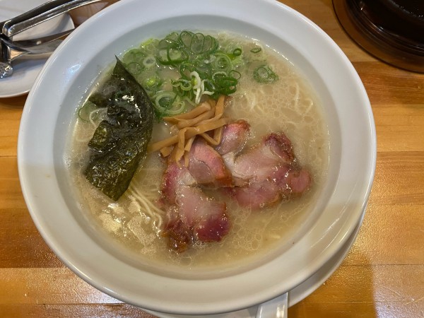 「純とんこつ　750円」@麺処Ⅿの写真