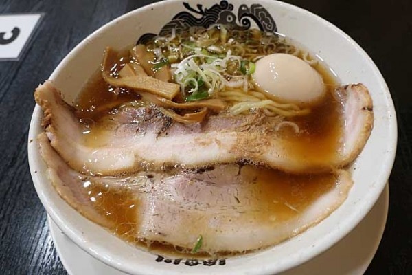 「特製醤油らーめん　1,200円」@食堂 はせ川の写真