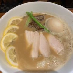 鶏白湯 洞窟の画像