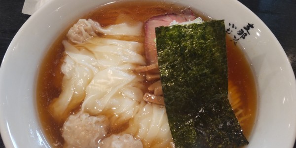 「ワンタン麺　醤油」@支那ソバ 小むろの写真