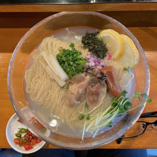 「牡蠣塩冷やしラーメン」@Oyster Labの写真