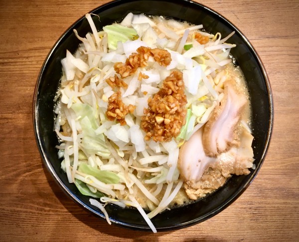 「豚そば(950¥)」@横浜家系ラーメン たくみ家 水戸見和店の写真