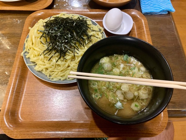 「つけ麺（中）650円」@寄ってっ亭の写真
