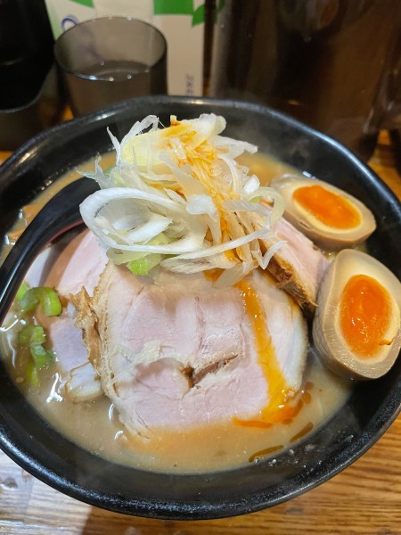 「味玉味噌チャーシュー麺」@麺処 花田 上野店の写真
