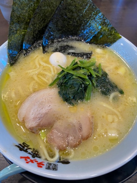 「ラーメン（塩）＋ライス」@町田商店 山際店の写真