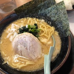 横浜家系ラーメン 鶴乃家の画像