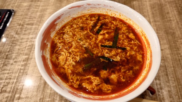 「宮崎辛麺　950円 こんにゃく麺」@宮崎辛麺 みやび 川越店の写真