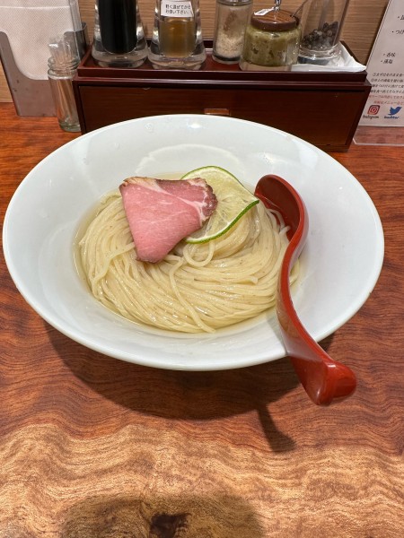 「特製昆布水つけ麺　塩」@三馬路 東京店の写真