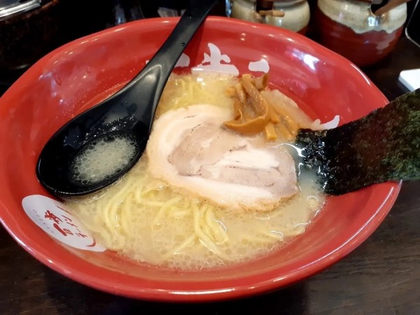 「百歩ラーメン(バリカタ)＋替玉」@百歩ラーメン 戸田店の写真