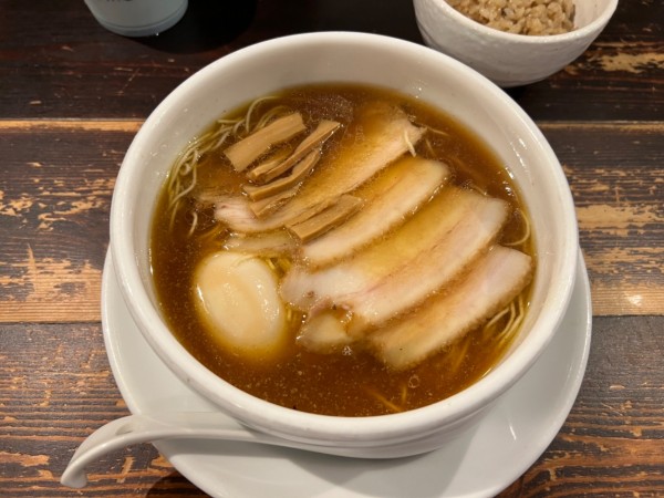 「醤油全部のせ」@徳川町 如水 本店の写真