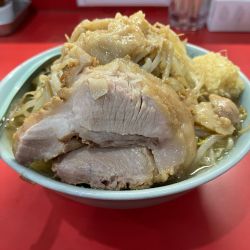 ラーメン(950円)