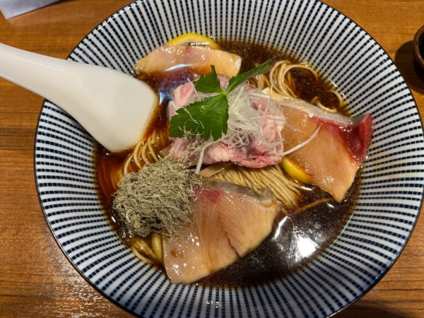 「ハマチそば」@寿製麺よしかわ 川越店の写真