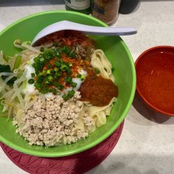 ジャパンミーマーラーパンミーL 750円