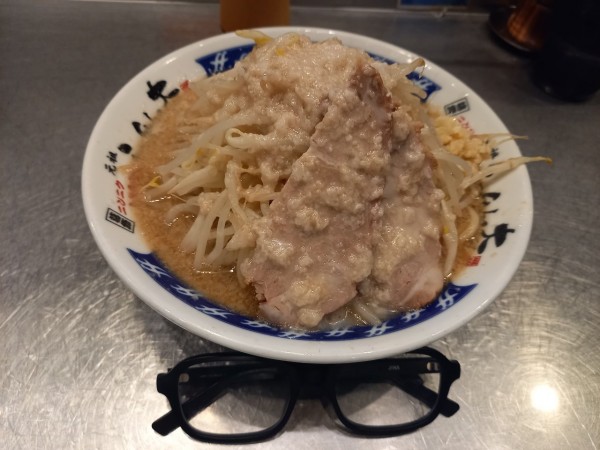 「ラーメン(野菜多め・にんにく少し・あぶらましまし)」@らーめん大 大森店の写真