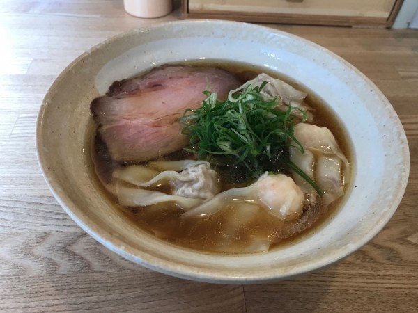 「肉と海老のワンタン麺　黒」@DURAMENTEIの写真