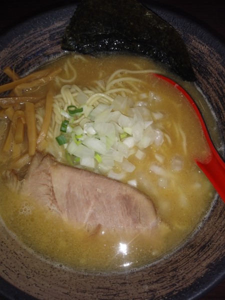 「煮干し香る濃厚鶏白湯」@らぁめん でんかの写真