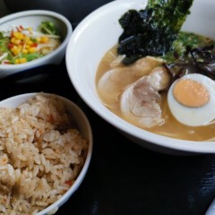 ドライブイン鳥 伊万里店の写真