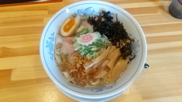 「しおラーメン900円」@粋な中華蕎麦 みらいの写真