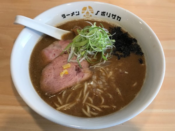 「濃厚しょうゆ　850円」@ラーメン ノボリザカの写真