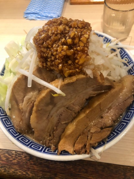 「天風めん豚入り しょうゆ」@名古屋辛ジロー 天風の写真