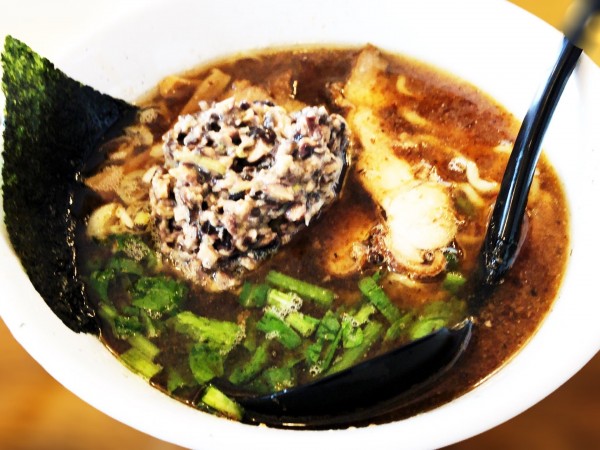 「黒豆納豆醬そば」@ラーメン浜ねっこの写真