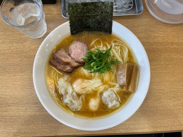 「ミックスワンタン麺」@支那ソバ きたがわの写真