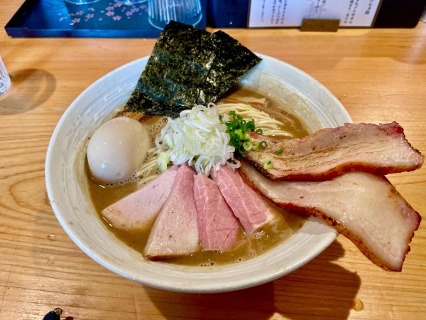 「特製濃厚豚骨魚介らぁ麺 中盛 細麺変更 ＋ 辛味」@KEN軒の写真
