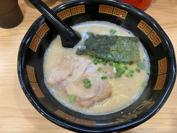 「博多ラーメン＋半チャーハンセット880円」@博多ラーメン 長浜や 東十条店の写真