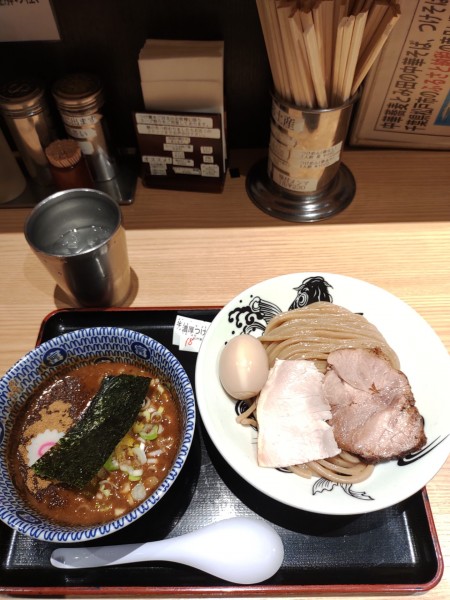 「つけ麺と味玉」@松戸富田麺業 千葉駅構内店の写真