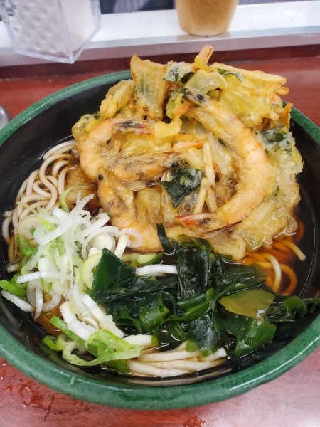 「海老かき揚げそば４４０円」@新田毎 秋葉原の写真