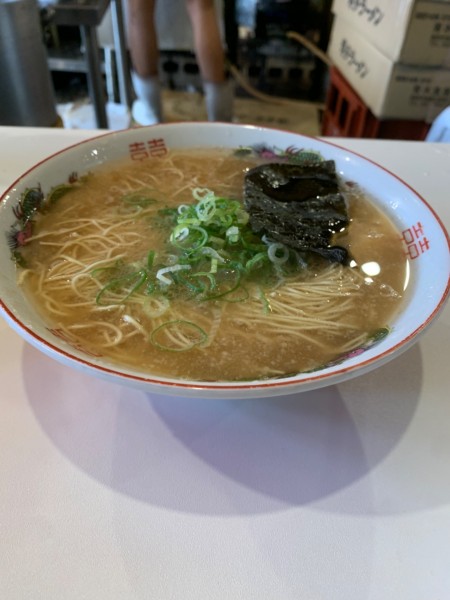 「ラーメン1000円替玉フリー」@中洲屋台 長浜ラーメン 初代 健太の写真