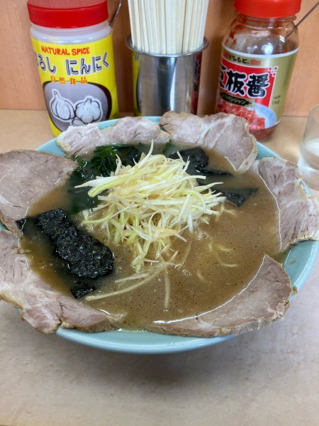 「ネギチャーシュー麺　中」@とんとんラーメンの写真