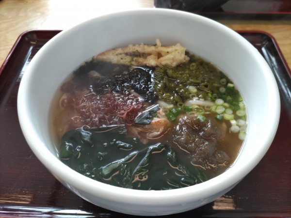 「磯うどん+ちくわ天」@釜あげうどん 団平の写真