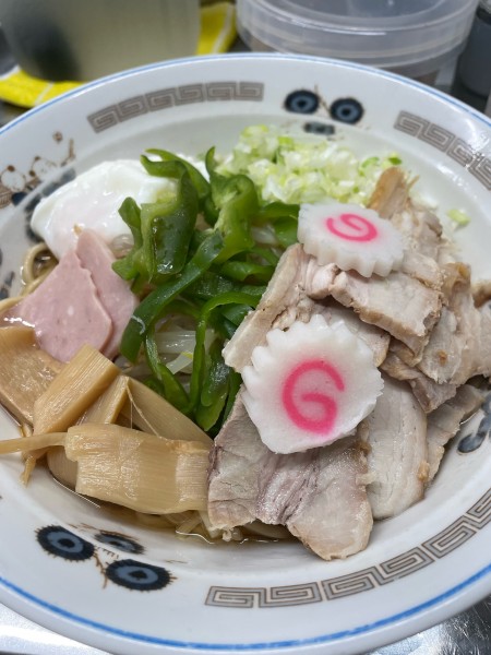 「五目チャシュー油そば 半熟卵変更」@中華そば みたかの写真