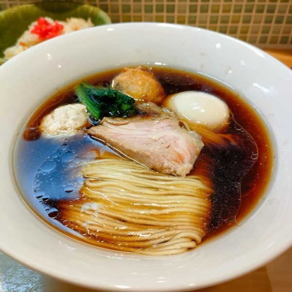 「味玉醤油中華そば」@猫と月の写真